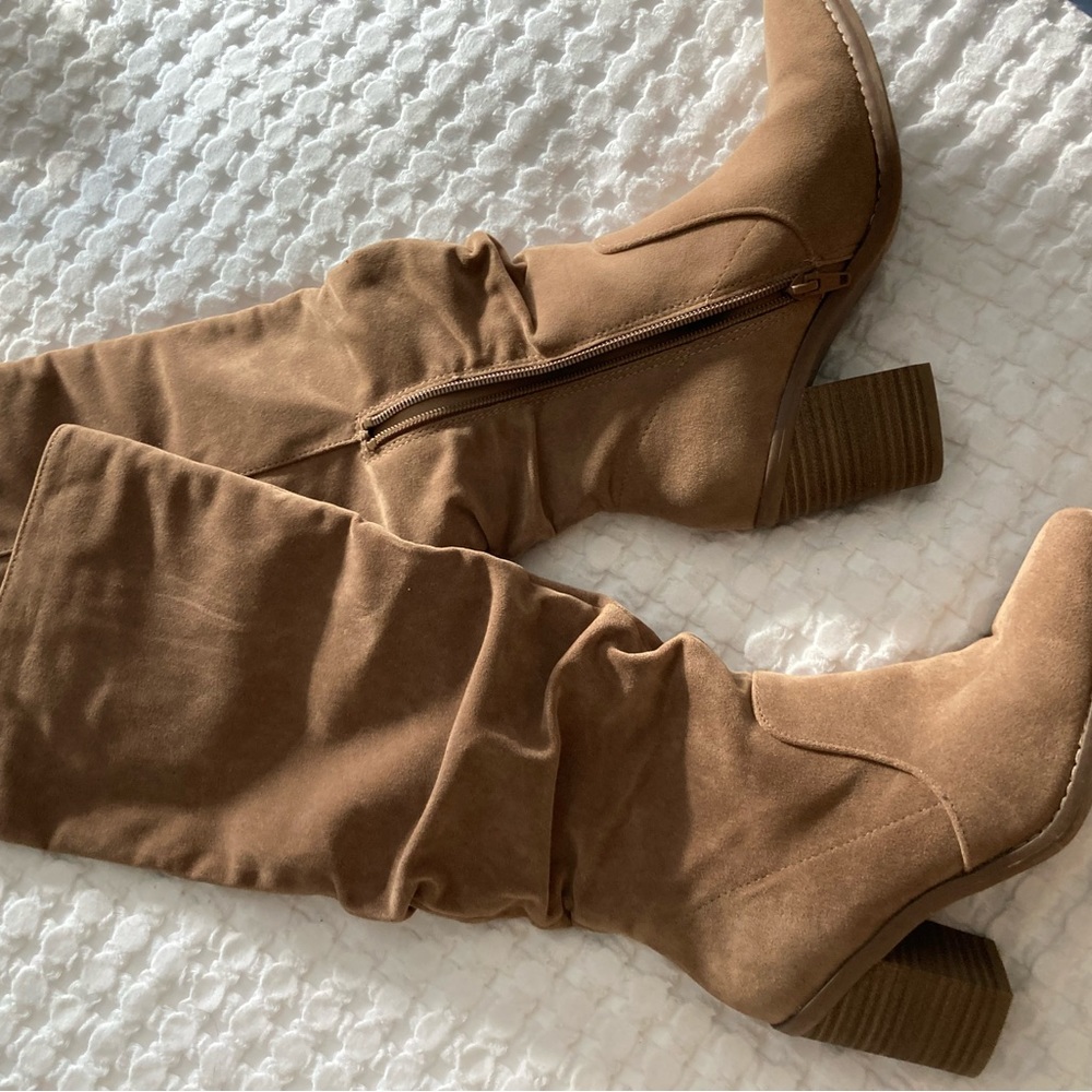 Excellent condition boots